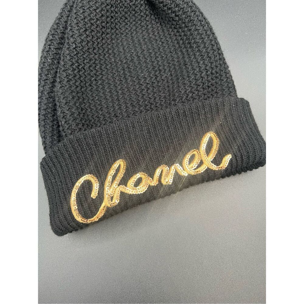 Chanel 22A Cashmere Black Gold Sequin CC Logo Beanie Winter Hat Cap Cloche